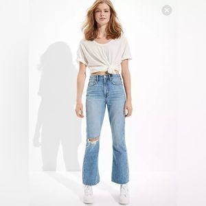 American Eagle- Highest Rise 90s Flare Jeans - size 4 short